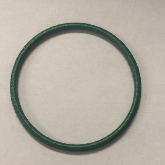 Green knit bracelet - Picture 1 of 1
